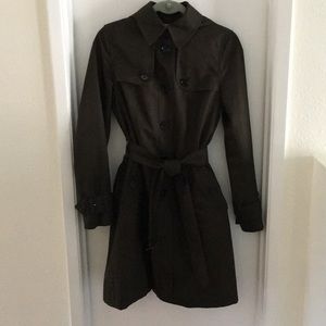 Burberry Walditch olive trench sz 2 or 4
